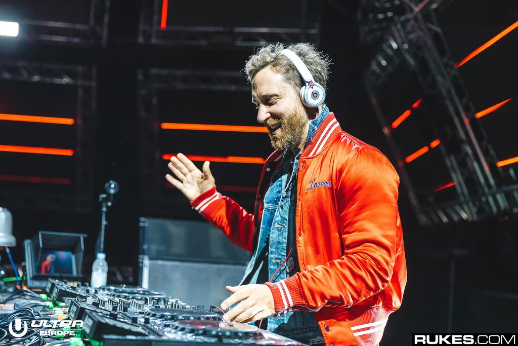 What mixing software does David Guetta use?