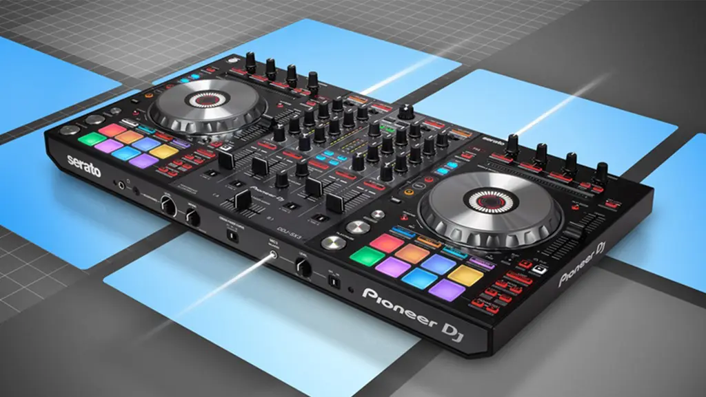 Which Pioneer works with Serato?