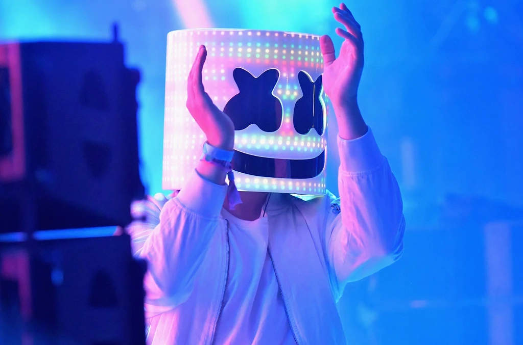 How many monthly listeners does Marshmello have?