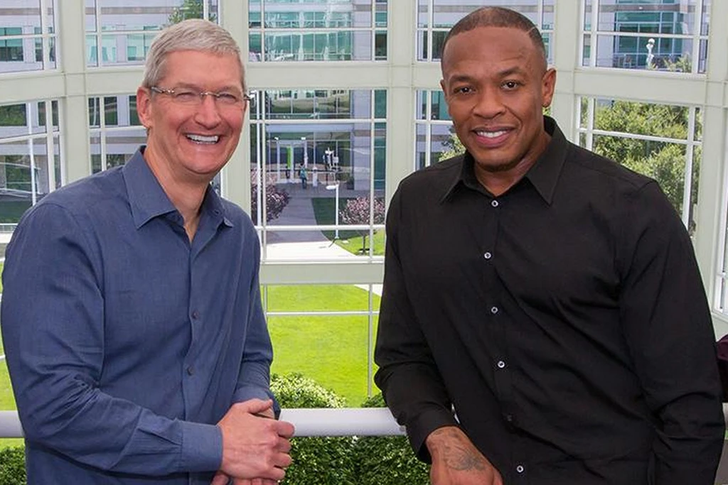 How much did Dr. Dre sell his headphones to Apple for?