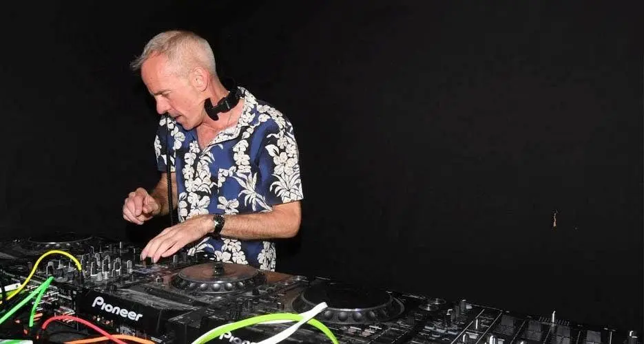 How much does it cost to hire Fatboy Slim?