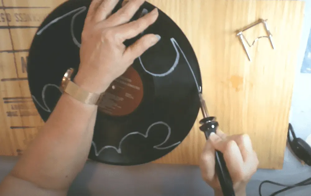 What can cut a vinyl record?