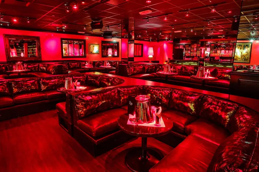 What happens at Drais after hours?