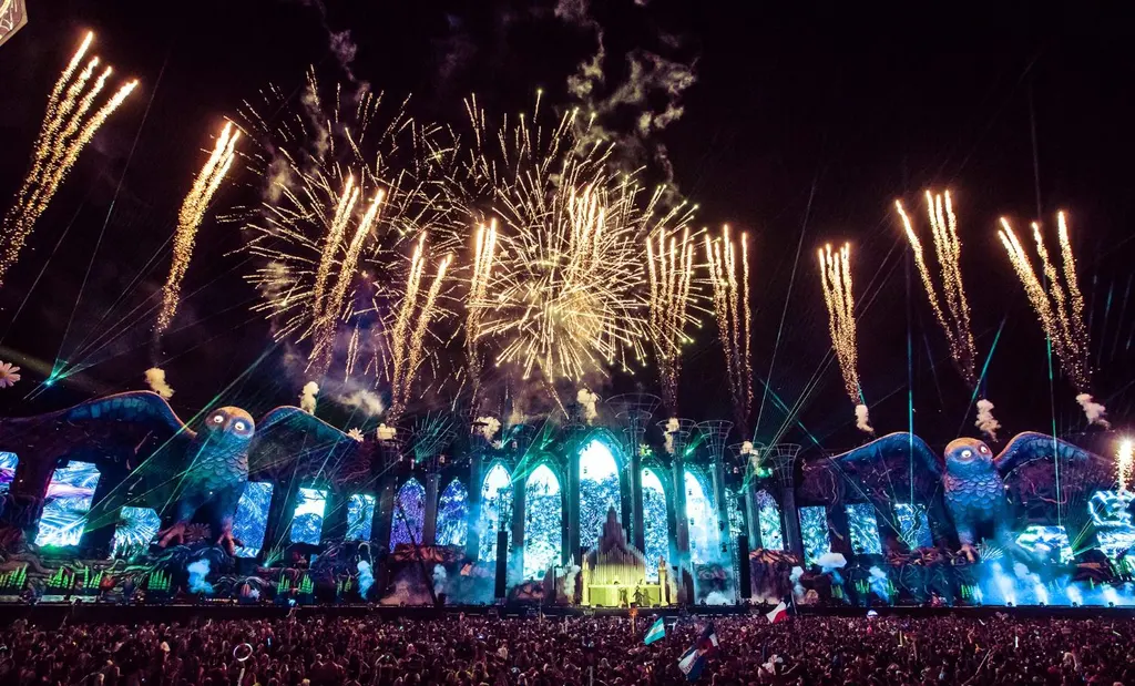 What is the biggest music festival in the world in history?