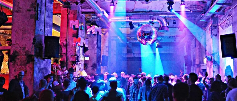 what-time-is-clubbing-in-berlin