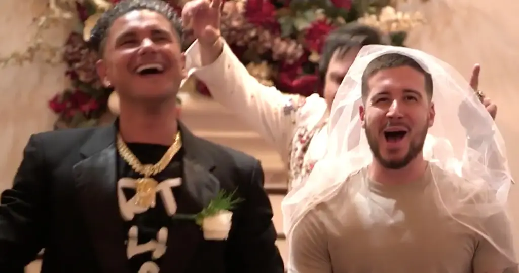 Where did Vinny and Pauly get married?