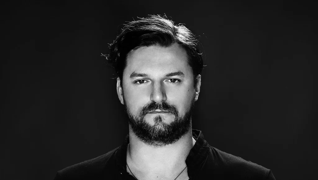 Where is the DJ Solomun from?