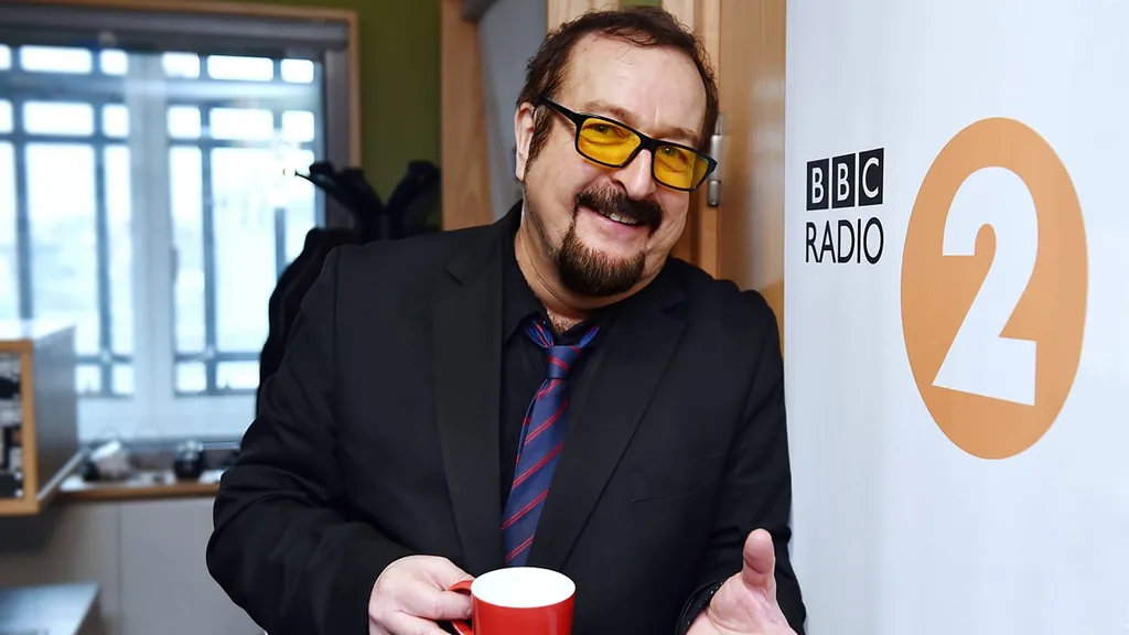 Which Radio 2 DJ has been taken over from Steve Wright?