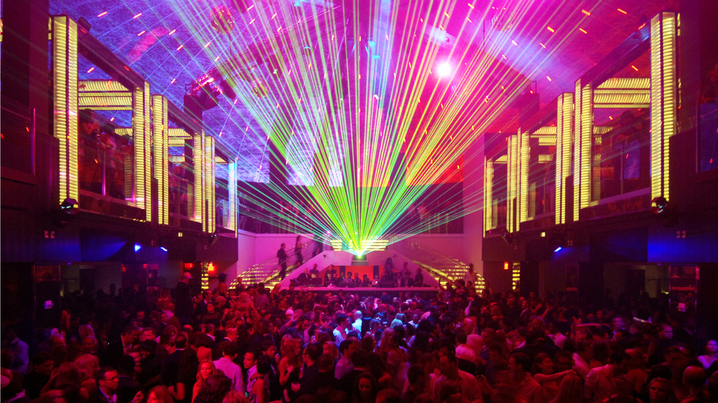 Which US city has the most nightclubs?