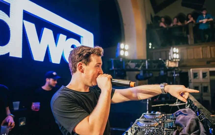 Who is the top DJ in the world?