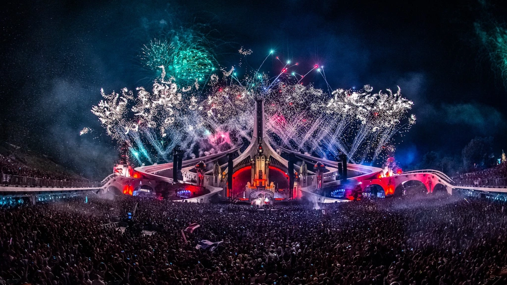 Who is the Russian DJ at Tomorrowland 2023?