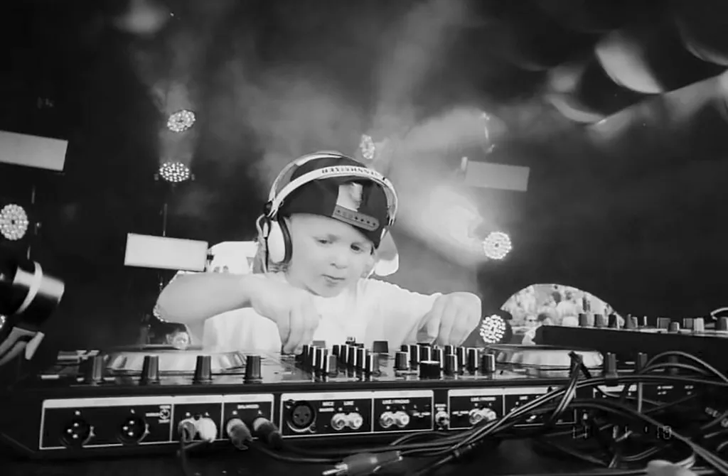 Who is the youngest DJ in America?
