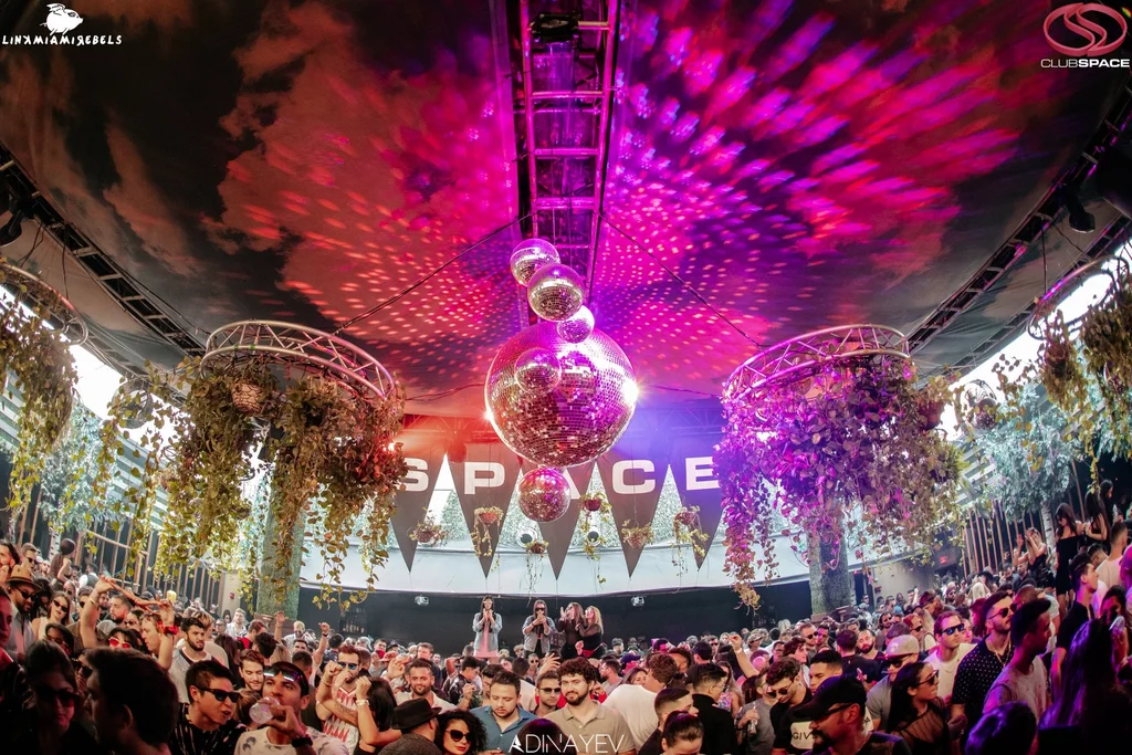 Who owns Club Space Miami?