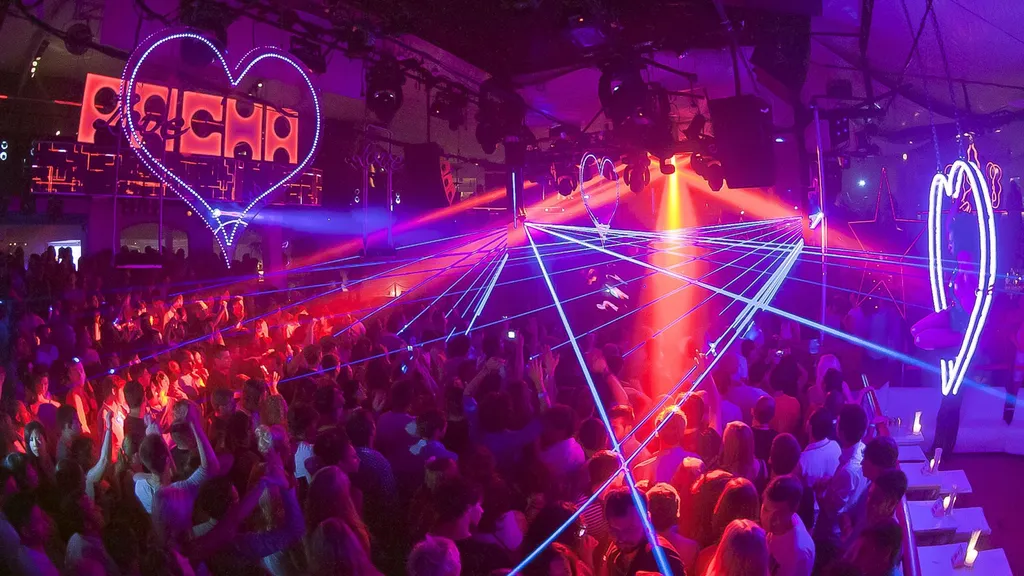 Who started the Ibiza club scene?