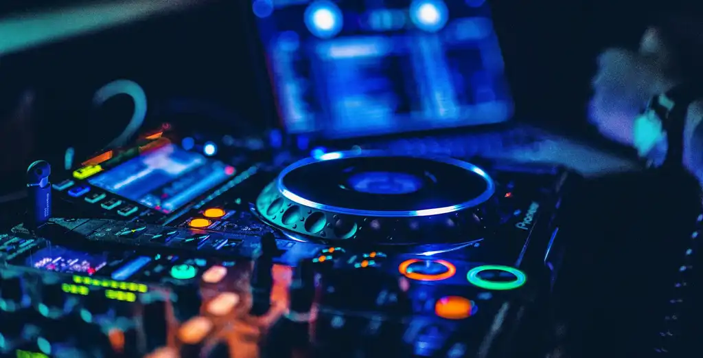 Why does house music sound so good?